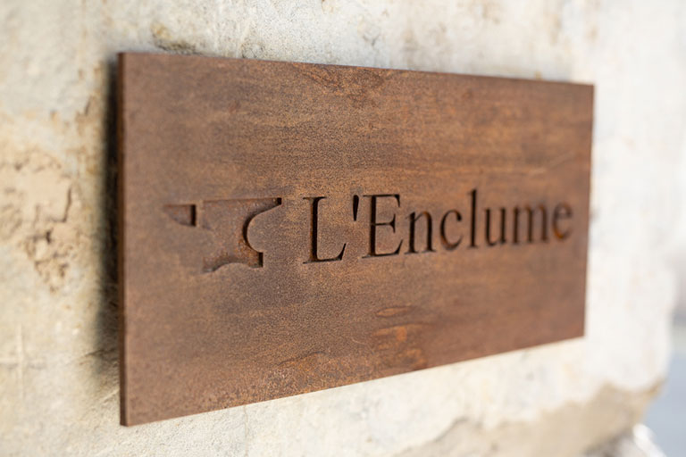 LEnclume restaurant sign